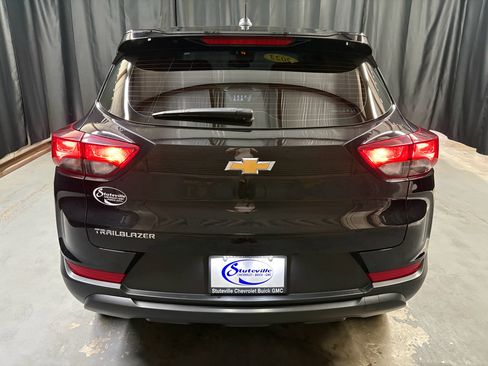 Used 2023 Chevrolet TrailBlazer LS FWD image 6