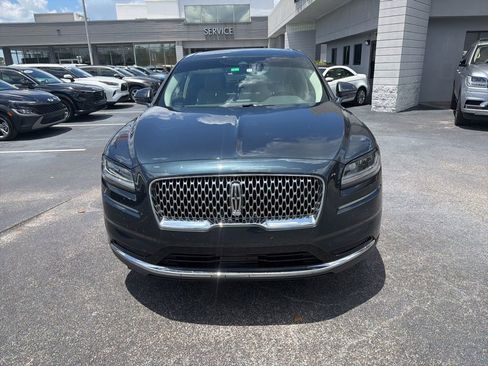 Used 2022 Lincoln Nautilus FWD w/ Premium Package image 7