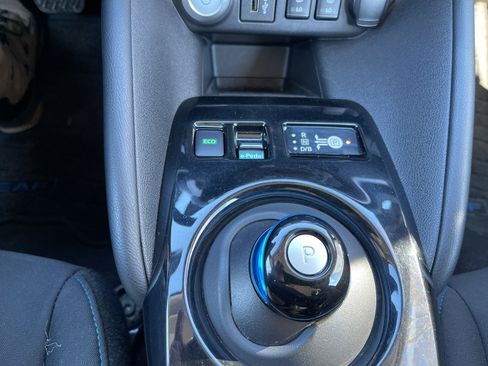 Used 2021 Nissan Leaf SV Plus image 40
