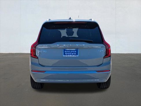 New 2026 Volvo XC90 T8 Plus w/ Protection Package Premier image 5