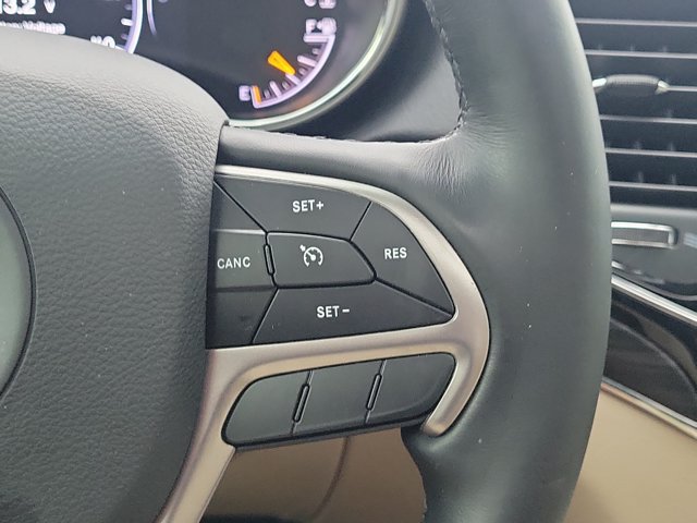 Used 2020 Jeep Grand Cherokee Limited RWD image 22