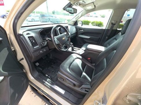 Used 2022 Chevrolet Colorado ZR2 AWD/4WD image 12