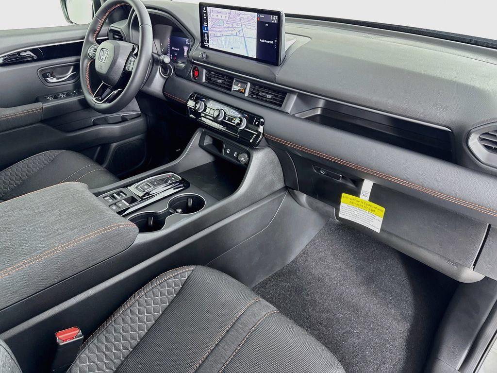 New 2026 Honda Pilot Sport image 37