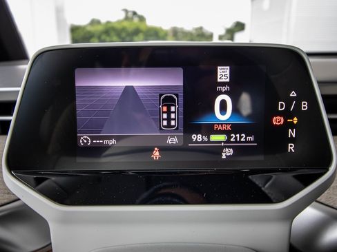 New 2025 Volkswagen ID. Buzz 1st Edition image 34