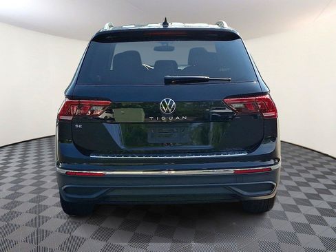 Used 2024 Volkswagen Tiguan SE FWD image 5