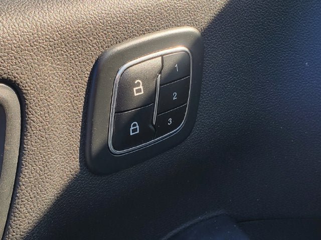 Used 2023 Ford Escape Active w/ Tech Pack #2 AWD/4WD image 9