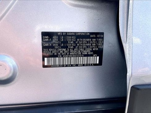Used 2025 Subaru Outback Limited AWD/4WD image 31