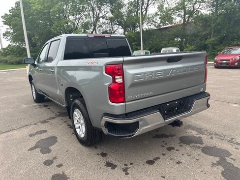 Used 2025 Chevrolet Silverado 1500 LT w/ Convenience Package II AWD/4WD image 11