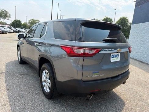 Used 2020 Chevrolet Traverse LS AWD/4WD image 3