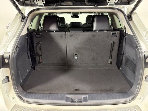 Used 2021 Toyota Highlander Limited FWD image 20