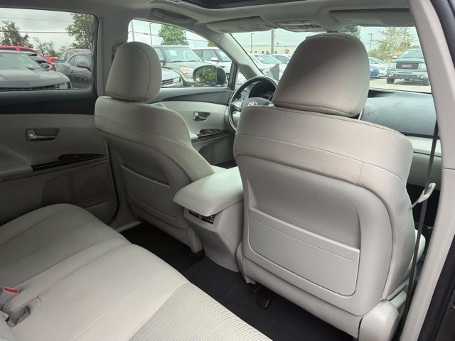 Used 2010 Toyota Venza AWD image 24