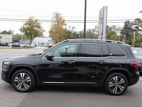 Certified 2025 Mercedes-Benz GLB 250 image 7