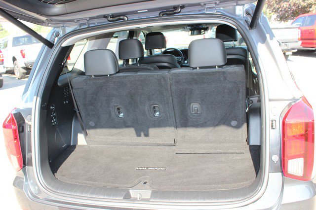 Used 2022 Hyundai Palisade Limited AWD/4WD image 11