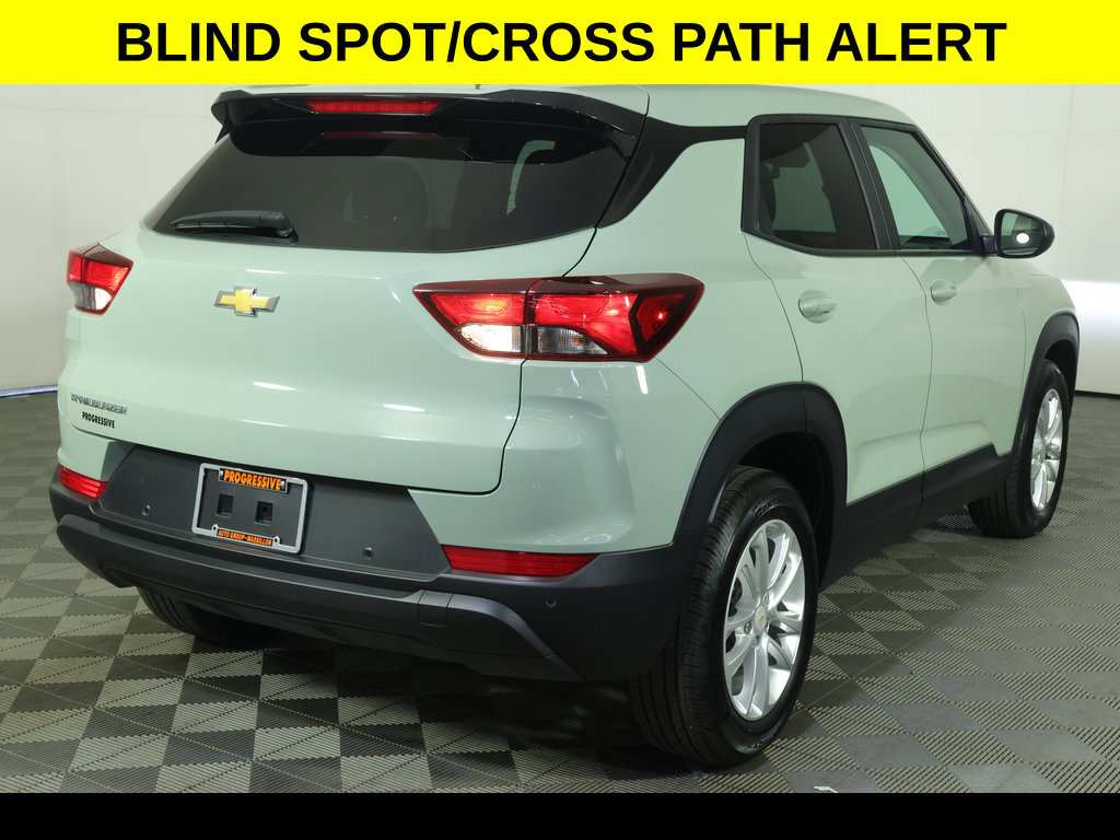 Used 2025 Chevrolet TrailBlazer LS w/ LS Convenience Package FWD image 7