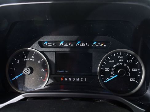 Used 2015 Ford F150 XLT w/ Equipment Group 302A Luxury AWD/4WD image 26