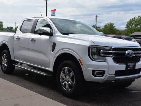 Used 2024 Ford Ranger Lariat w/ Trailer Tow Package AWD/4WD image 11