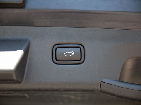 Used 2025 Hyundai Tucson Limited AWD/4WD image 26