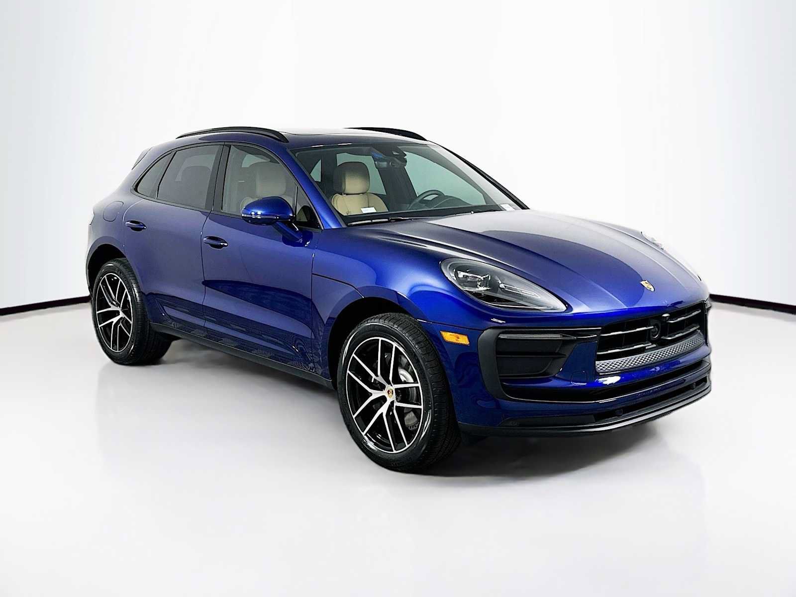 Used 2026 Porsche Macan AWD/4WD image 7