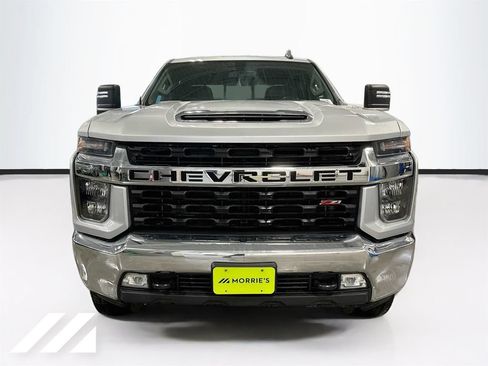 Used 2022 Chevrolet Silverado 2500 LT w/ Convenience Package AWD/4WD image 2