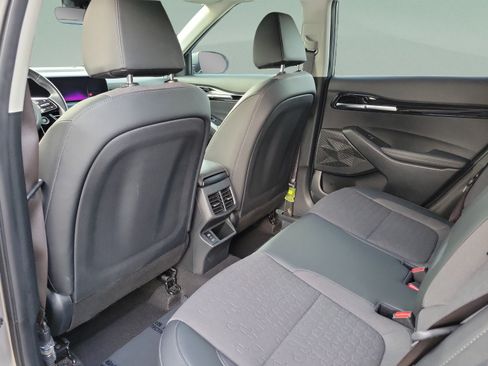 Certified 2024 Kia Seltos S FWD image 6
