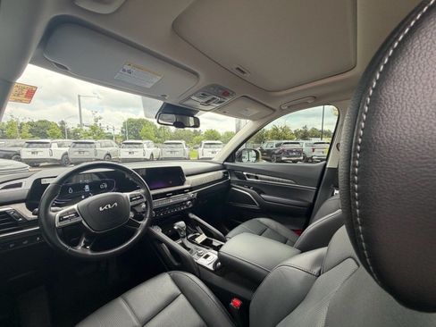 Used 2024 Kia Telluride EX AWD/4WD image 10