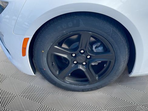 Used 2023 Chevrolet Camaro LT RWD image 29