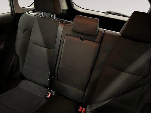 Used 2019 Toyota RAV4 LE image 13