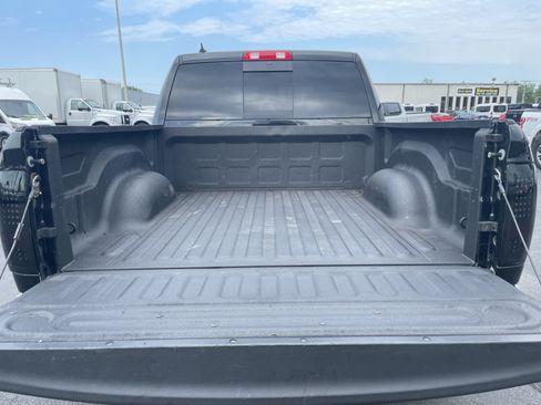 Used 2018 RAM 1500 Big Horn AWD/4WD image 11