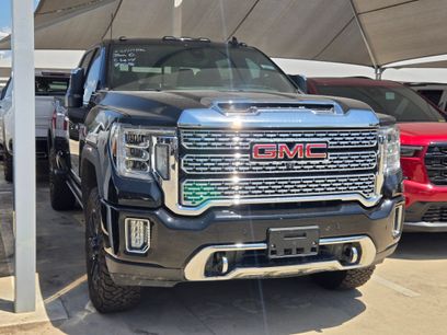 Used 2021 GMC Sierra 2500 Denali w/ Denali Black Diamond Edition