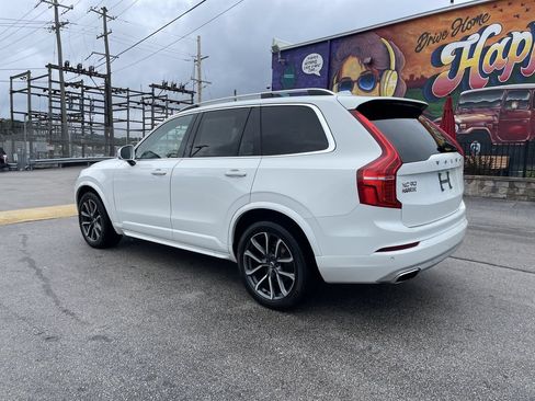 Used 2016 Volvo XC90 T6 Momentum AWD/4WD image 3