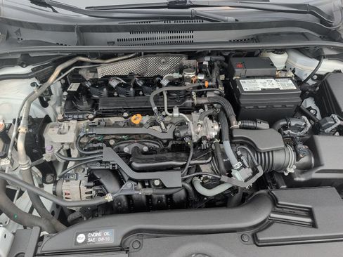 Used 2023 Toyota Corolla LE w/ LE Convenience Package FWD image 23