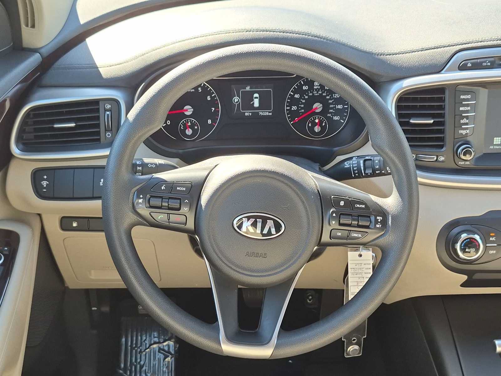 Used 2018 Kia Sorento FWD image 21