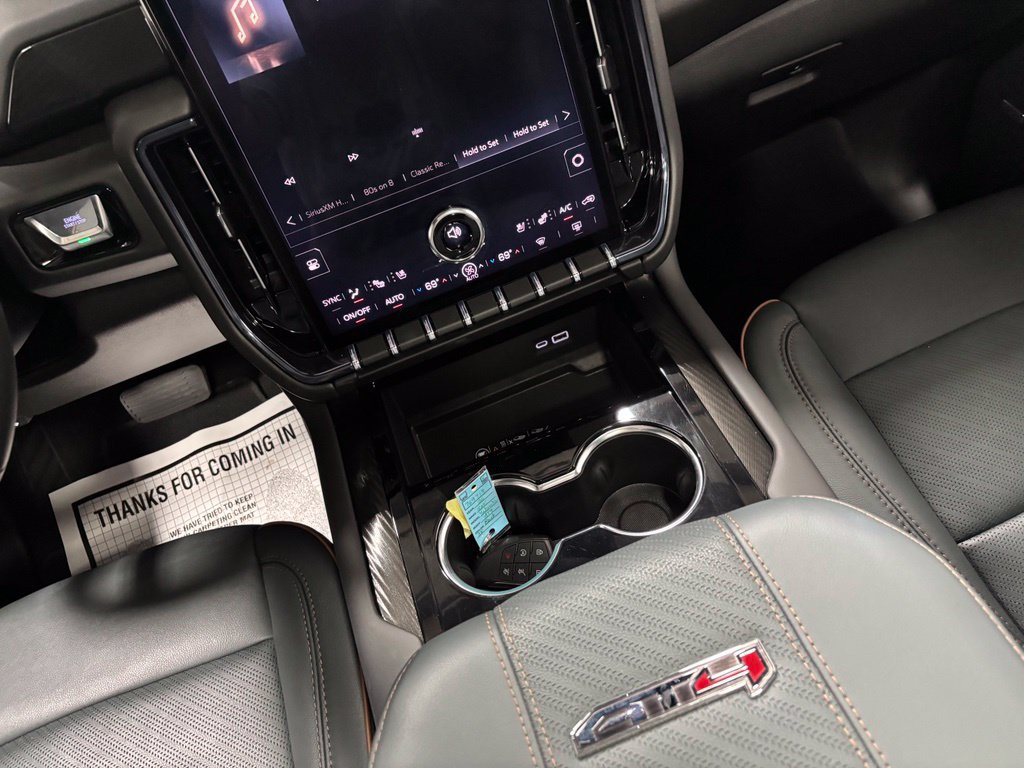 Used 2026 GMC Yukon XL AT4 AWD/4WD image 36