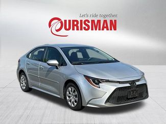 Used 2022 Toyota Corolla LE image 1