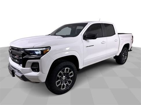 Used 2023 Chevrolet Colorado Z71 w/ Z71 Convenience Package 2 image 1