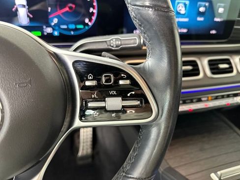 Used 2022 Mercedes-Benz GLS 450 4MATIC image 35