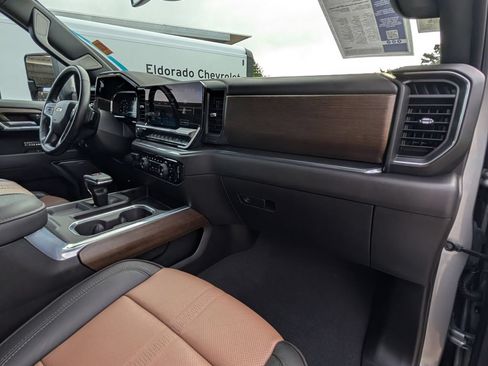 Used 2024 Chevrolet Silverado 1500 High Country w/ Max Trailering Package AWD/4WD image 27