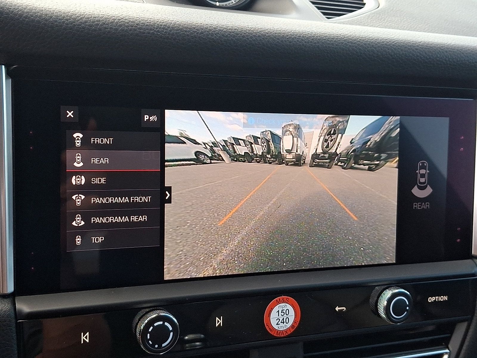 Used 2022 Porsche Macan AWD/4WD image 19
