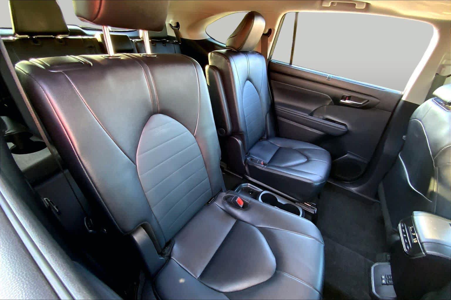 Used 2026 Toyota Highlander XLE AWD/4WD image 20