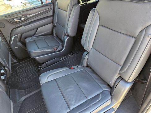 Used 2022 GMC Yukon XL Denali image 62
