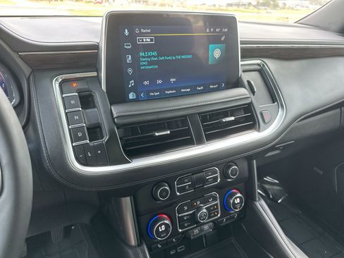 Used 2023 Chevrolet Tahoe Z71 w/ Z71 Off-Road Package image 16