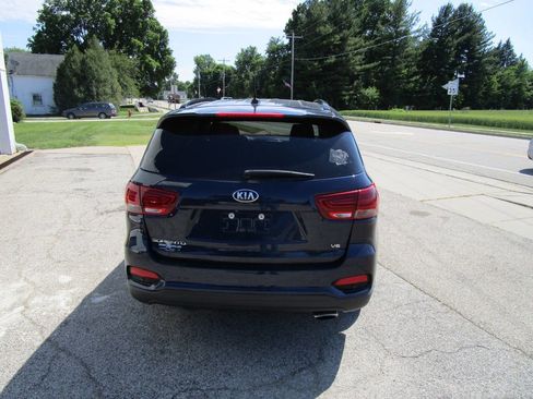 Used 2019 Kia Sorento S AWD/4WD image 4