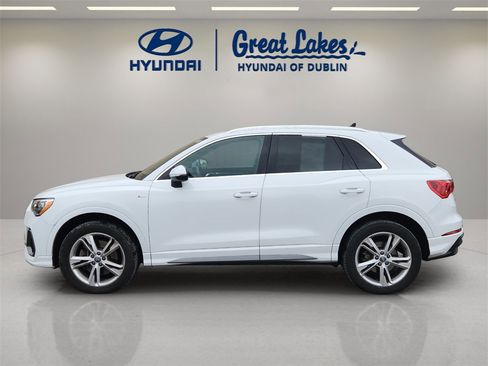 Used 2020 Audi Q3 2.0T Premium image 2