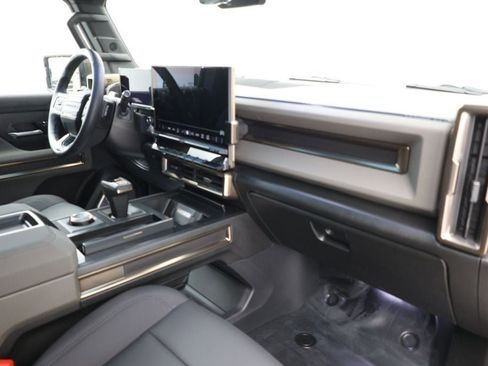 Used 2025 GMC Hummer EV 3X w/ LPO, Illumination Package AWD/4WD image 23