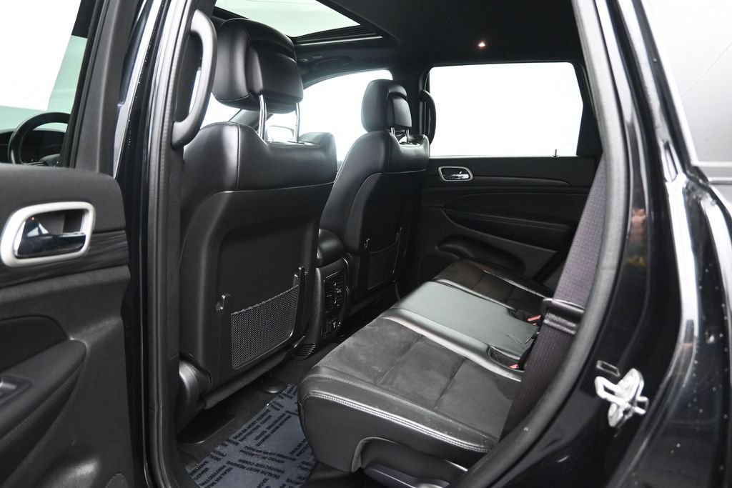 Used 2021 Jeep Grand Cherokee Laredo X AWD/4WD image 28