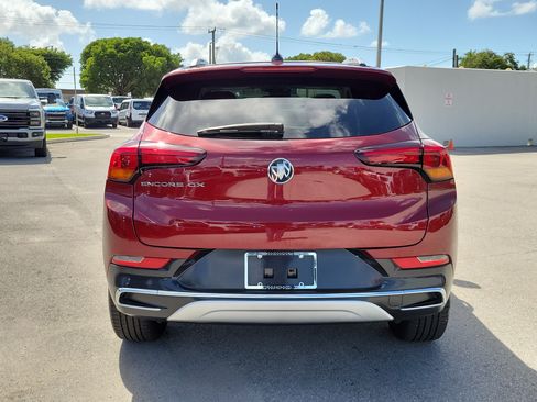 Used 2023 Buick Encore GX Essence w/ Experience Buick Package FWD image 6