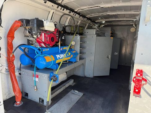 Used 2020 Chevrolet Express 3500 3500 3dr Extended Cargo Van w/ Driver Convenience Package image 13