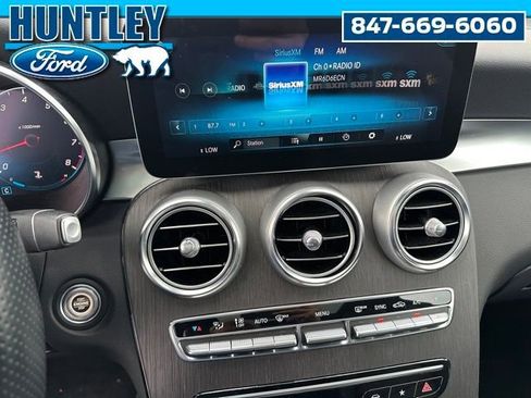 Used 2022 Mercedes-Benz GLC 300 4MATIC image 24