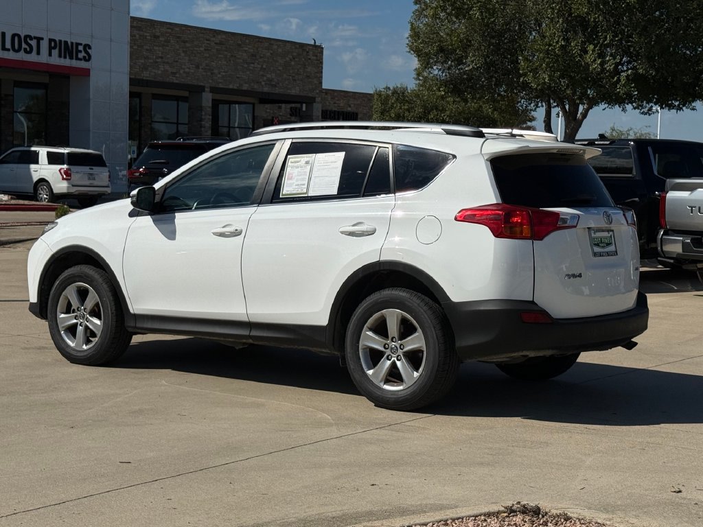 Used 2015 Toyota RAV4 XLE FWD image 3