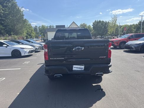 Used 2024 Chevrolet Silverado 1500 RST w/ Convenience Package II AWD/4WD image 9